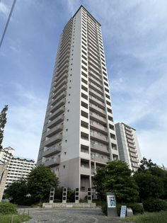 RICイーストコート8番街 1番館 外観