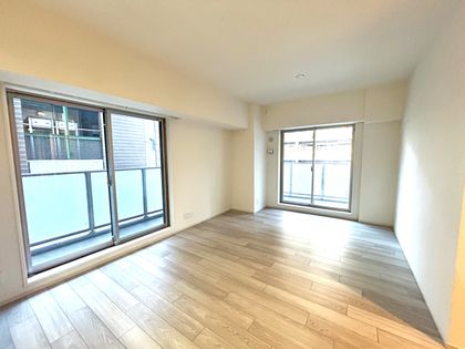 エヌヴィ六甲桜口町 リビング