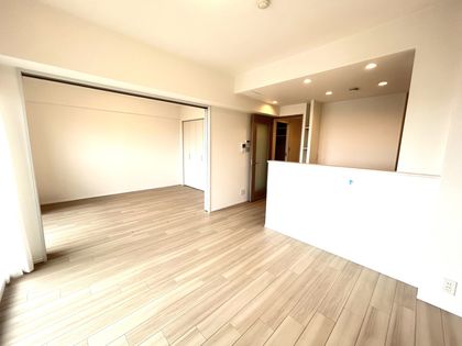 エスリード本山 リビング