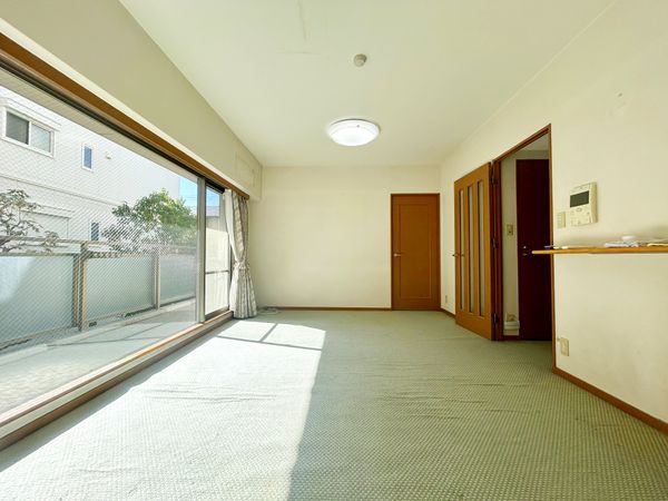 メゾン岡本南 リビング