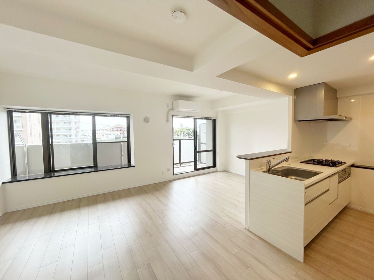 ファミール本山 リビング リビング