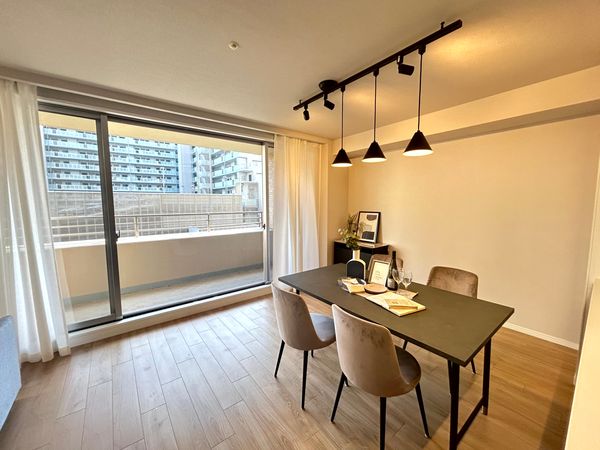 エルヴェール神戸本山アーバンライフ リビング