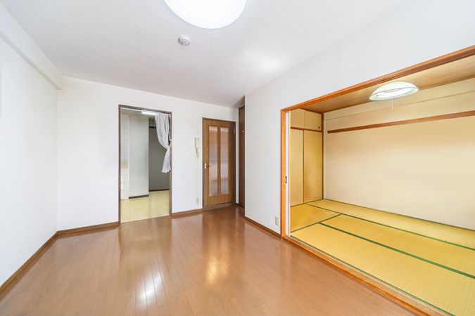 エンゼルハイム本山 リビング