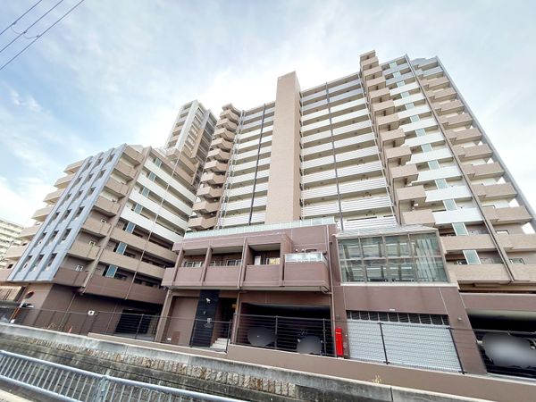 ワコーレ神戸本山ガーデンズ 外観