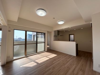 ワコーレ本山フラッツ リビング