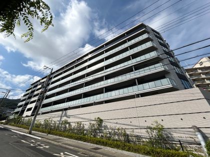 グランドパレス御影山手 外観