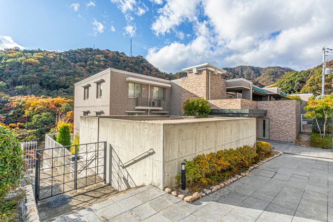 アーバンビュー芦屋山手 エントランス アーバンビュー芦屋山手 エントランス
