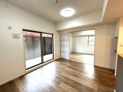プレステージ本山南町 リビング