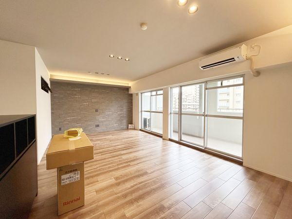 RICウエストコート4番街西棟3番館 リビング RICウエストコート4番街西棟3番館 リビング