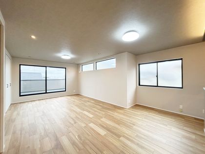 篠原本町1丁目 新築戸建B号地 リビング