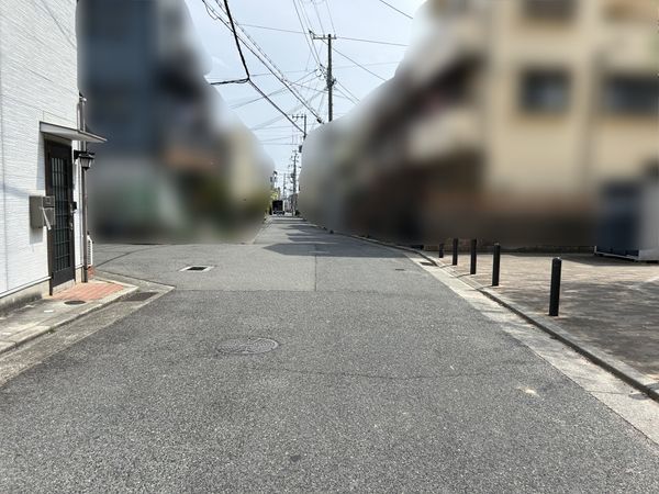 灘区岸地通一丁目 戸建て 前面道路含む外観