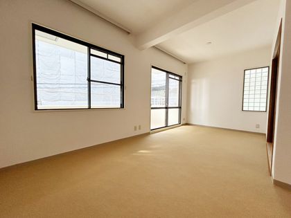 六甲パーク・ハイム リビング