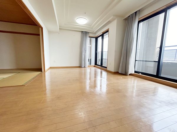 ウェルブ六甲道 1番街 リビング ウェルブ六甲道 1番街 リビング