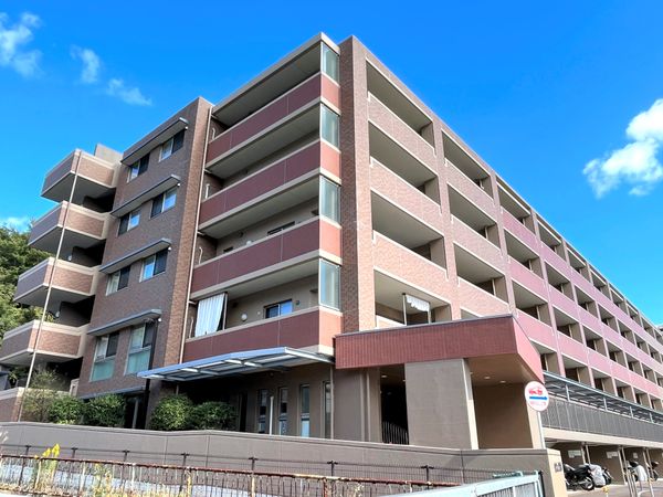 セフレック六甲高羽 外観