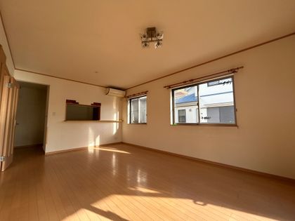 神戸市北区杉尾台2丁目 中古戸建 リビング