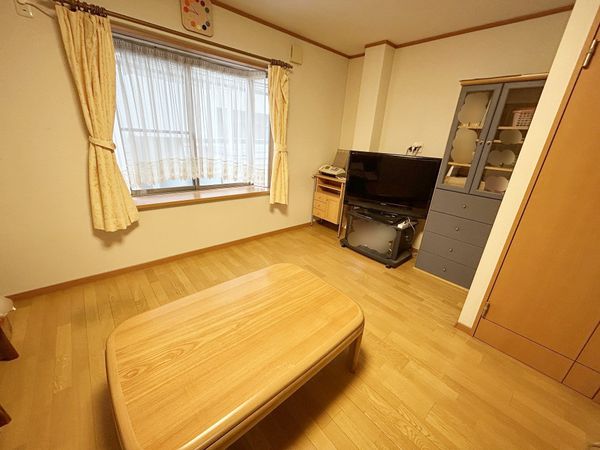 中央区雲井通3丁目 戸建 リビング 中央区雲井通3丁目 戸建 リビング