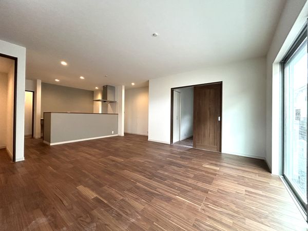 神戸市須磨区友が丘3丁目 新築戸建 リビング