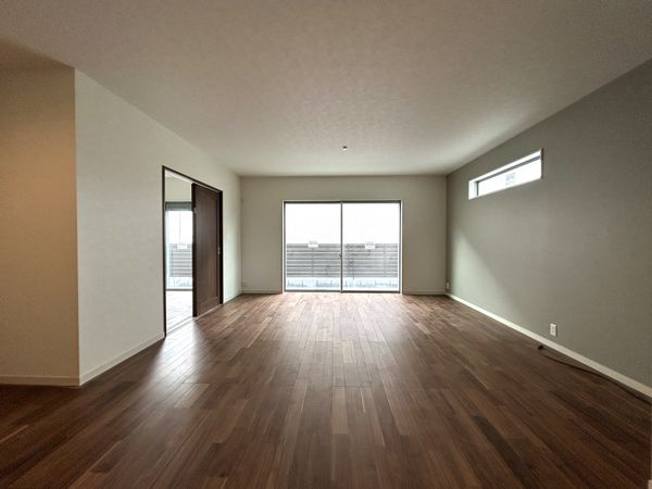 神戸市須磨区友が丘3丁目 新築戸建 リビング