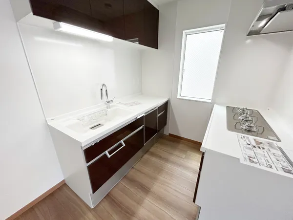 後片付けもラクラクな食器洗乾燥機付