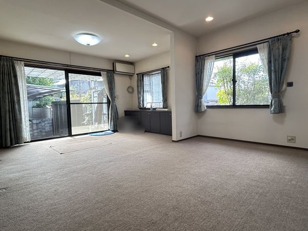 北区鈴蘭台南町2丁目 戸建 リビング 北区鈴蘭台南町2丁目 戸建 リビング