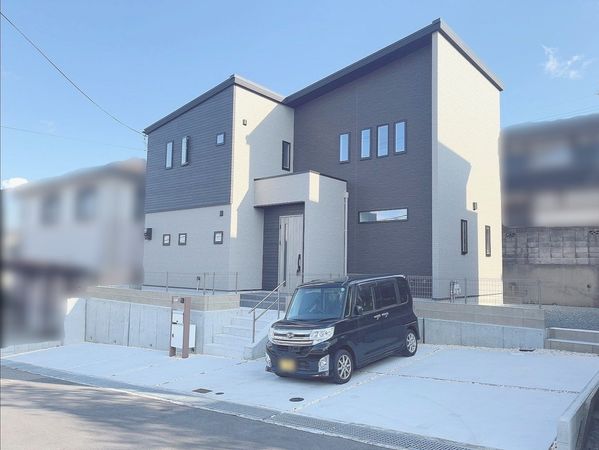 西区秋葉台1丁目 戸建 外観 西区秋葉台1丁目 戸建 外観