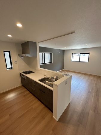 兵庫区氷室町2丁目 新築戸建 リビング