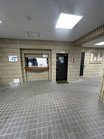 広々エントランスは開放的な空間です