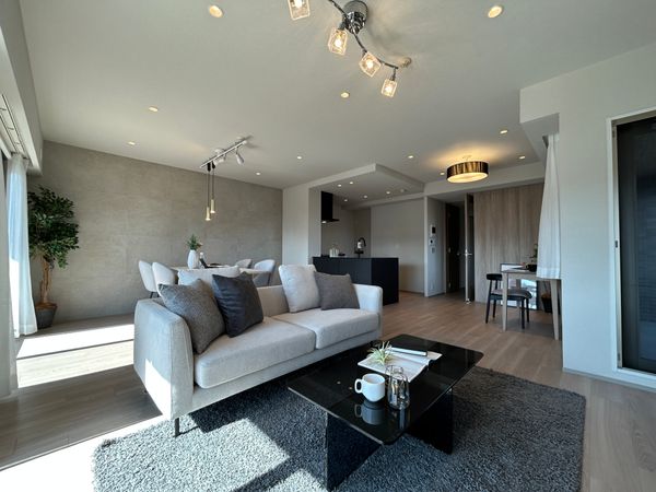 ローレル・トアスクエア リビング ローレル・トアスクエア リビング