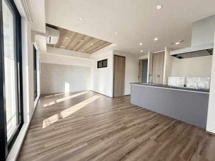 東町・江戸町ビル リビング