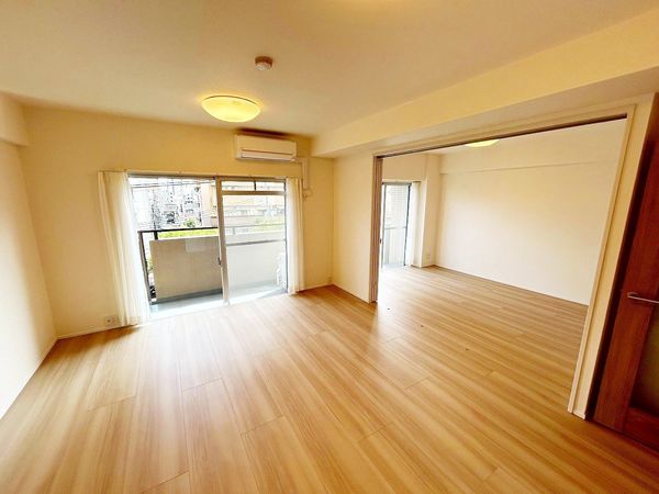 サンシャイン三宮二番館 リビング サンシャイン三宮二番館 リビング