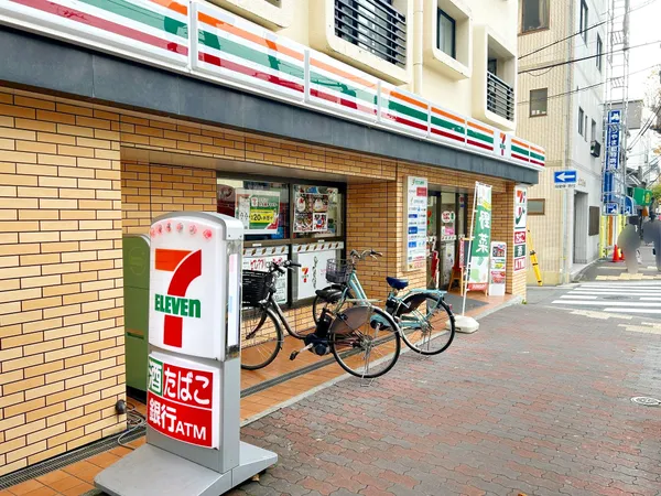 セブンイレブン坂口通3丁目店（約220ｍ・徒歩3分）