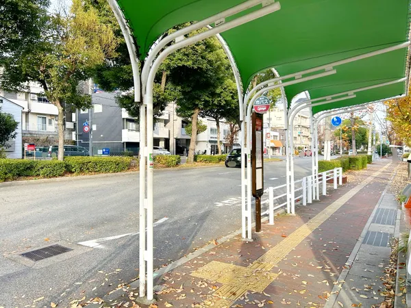 神戸市営バス「上筒井一丁目」バス停（約130ｍ・徒歩2分）