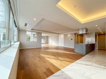 BE KITANО ガーデンテラス リビング