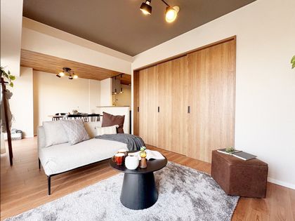 KAVC・コルポラレアルス リビング