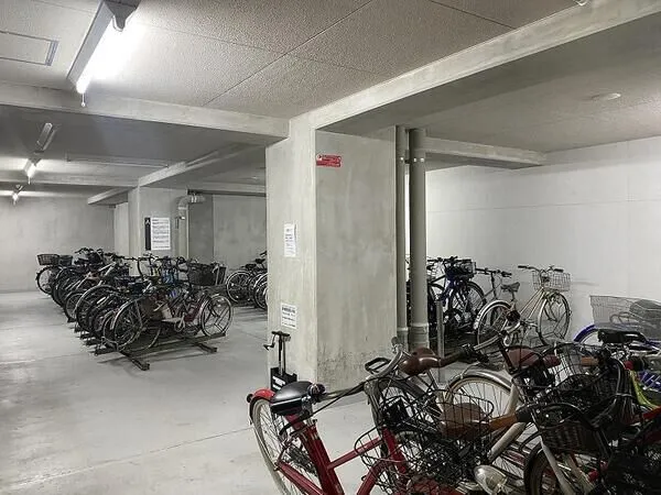 駐輪場