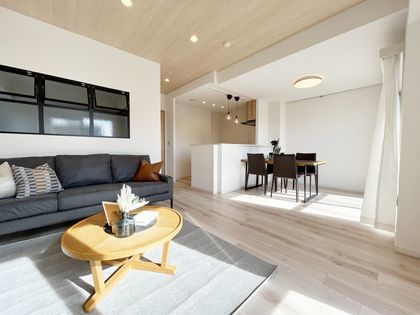 リフレ神戸 リビング