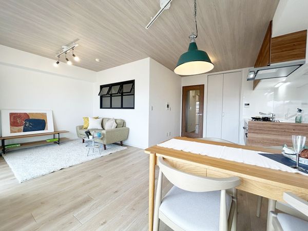 レーベン三宮 リビング