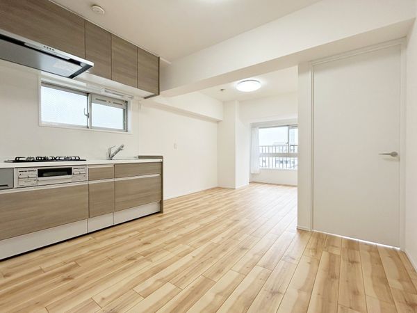 朝日プラザ湊川 リビング