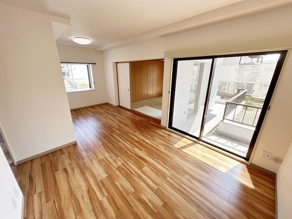 コープ野村潮見台ハイツ リビング