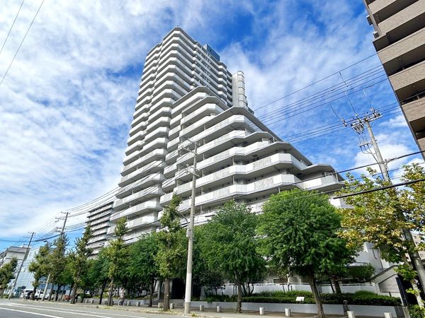 ローレルハイツ神戸1号棟 外観 ローレルハイツ神戸1号棟 外観