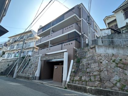 セレーヌコート中山手 外観