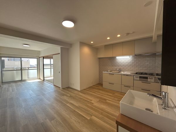 シャトー・ド・須磨離宮 リビング