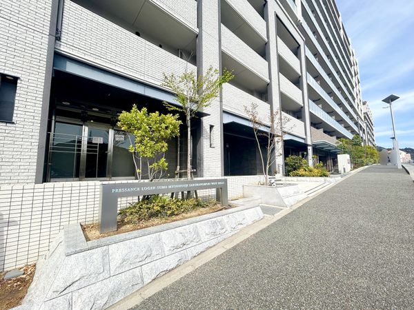 プレサンスロジェ須磨妙法寺桜の杜WEST HILLS エントランス プレサンスロジェ須磨妙法寺桜の杜WEST HILLS エントランス