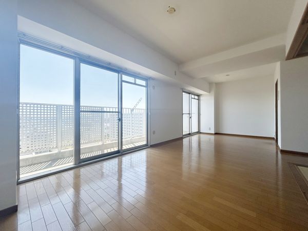 KAVC・コルポラレアルス リビング