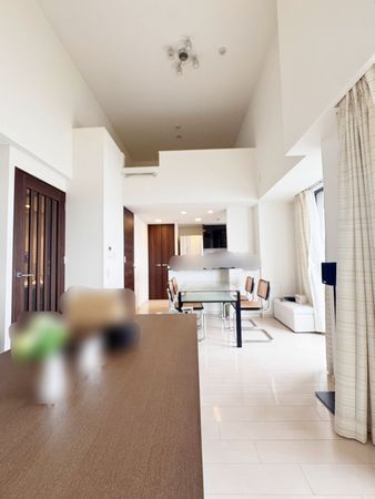 エヌヴィ神戸上筒井通 リビング