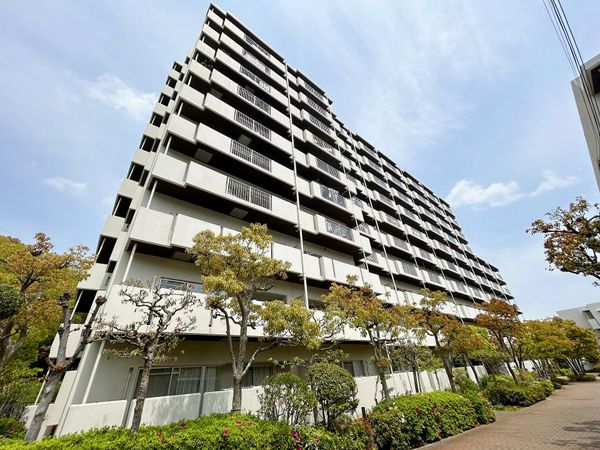 西舞子パーク・ホームズ四号棟 外観