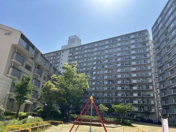 ポートアイランド住宅 45号棟 外観