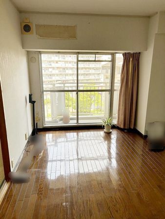 ポートアイランド住宅 45号棟 リビング