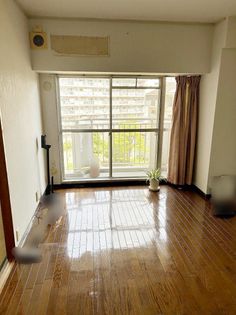 ポートアイランド住宅 45号棟 リビング
