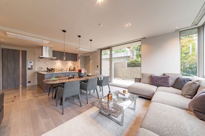 フォレセーヌ池田山公園 リビング